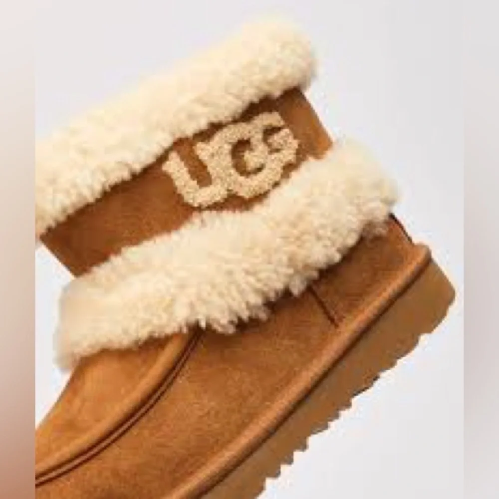 Kids UGG Ultra Mini Fluff GS Chestnut Brown Nude Khaki 1143701K Snow Rain Boots